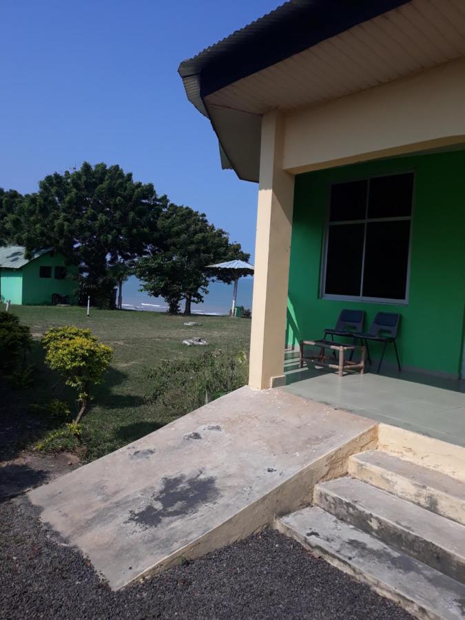 Abuesi Beach Resort Sekondi-Takoradi 外观 照片