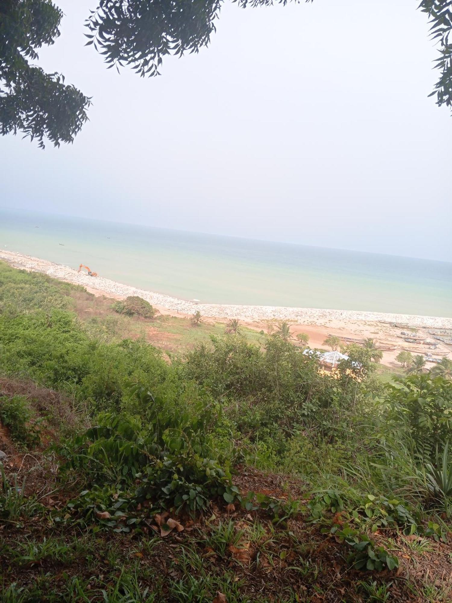 Abuesi Beach Resort Sekondi-Takoradi 外观 照片
