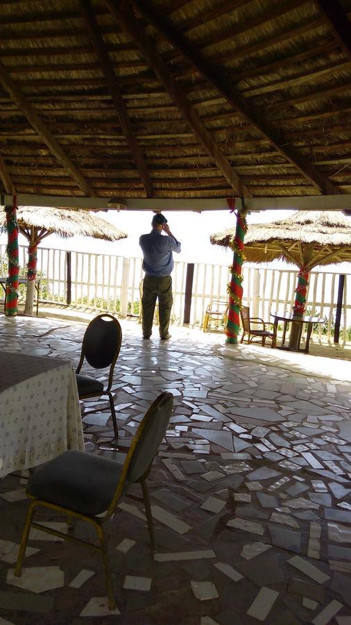 Abuesi Beach Resort Sekondi-Takoradi 外观 照片