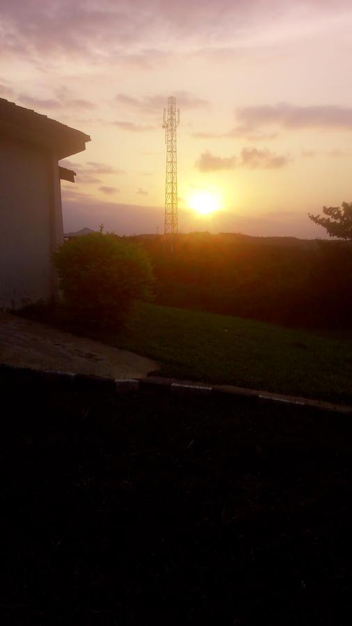 Abuesi Beach Resort Sekondi-Takoradi 外观 照片