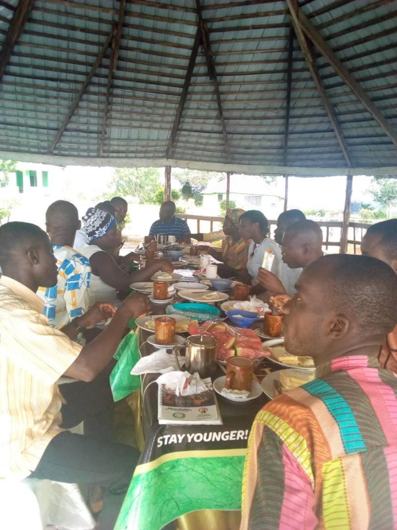 Abuesi Beach Resort Sekondi-Takoradi 外观 照片