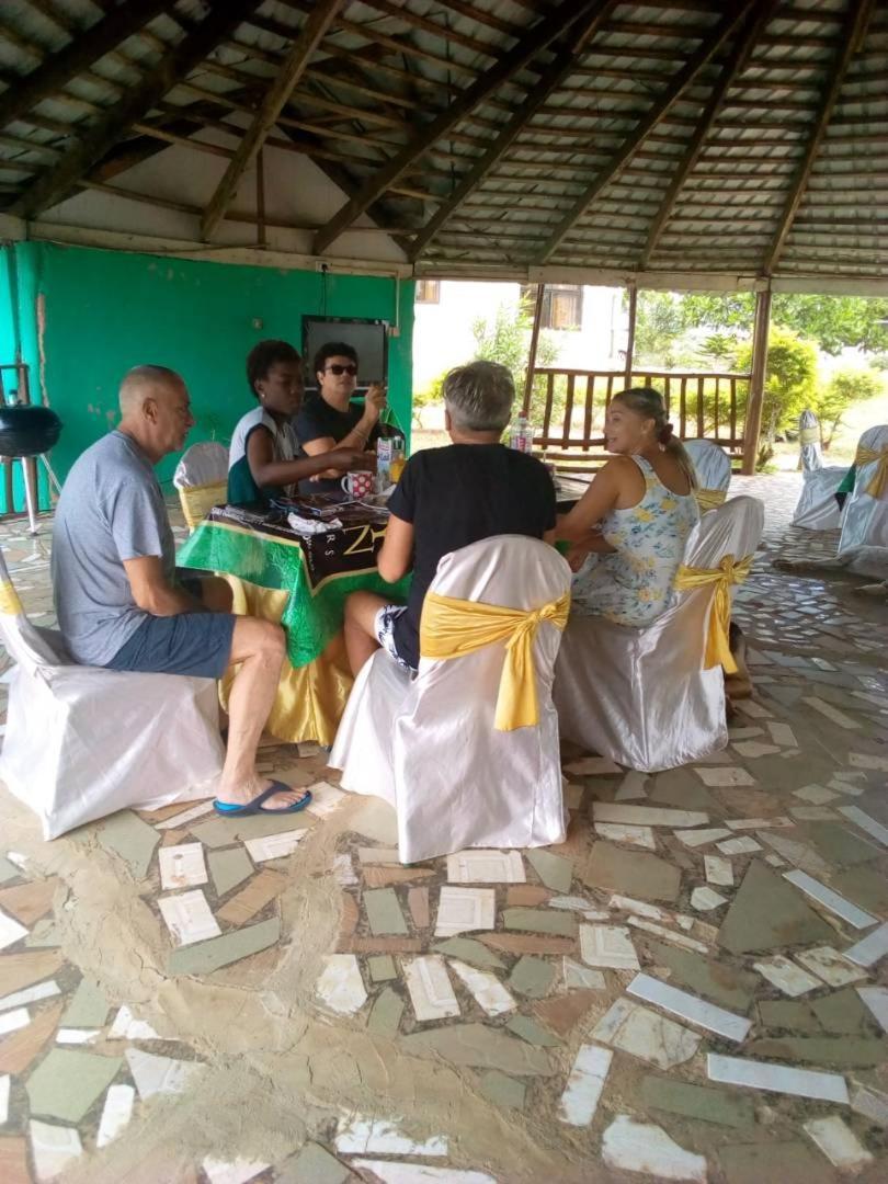 Abuesi Beach Resort Sekondi-Takoradi 外观 照片